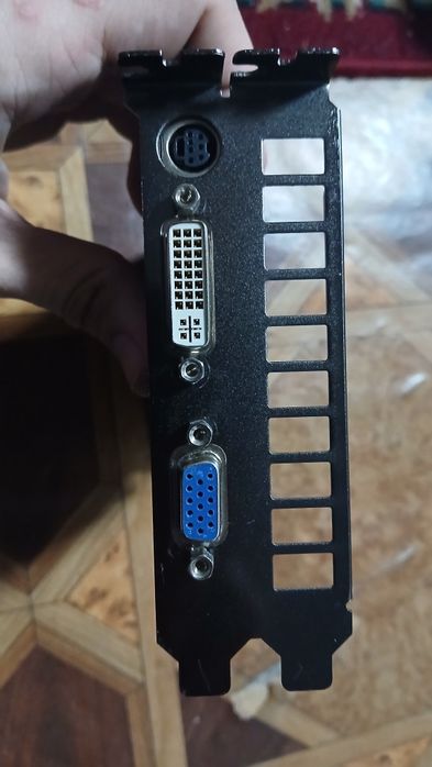 Видеокарта 8500GT