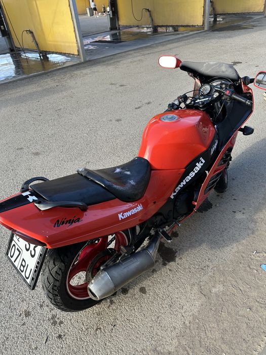 Продам Suzuki Rf400