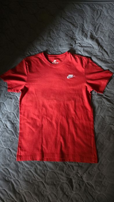 Nike Sportswear Regular Fit Tee 'Club'