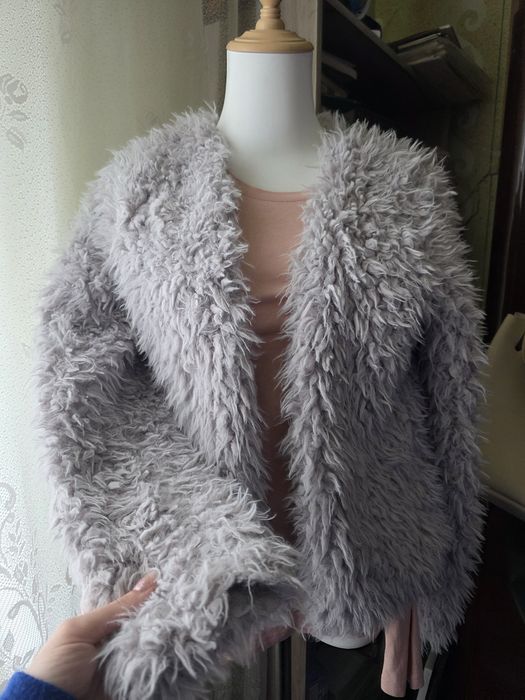 Blanita artificiala gri Gina Tricot
