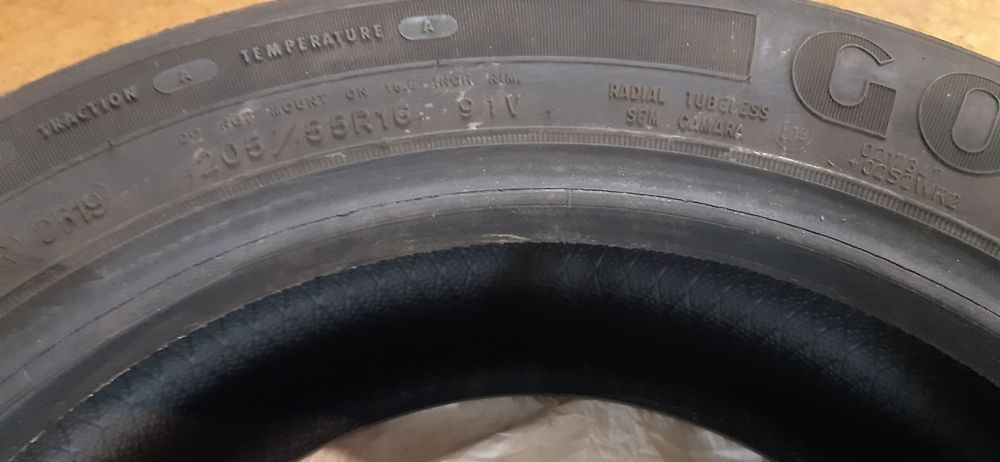 комплект резины б/у