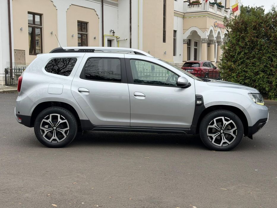 Dacia Duster.  4×4