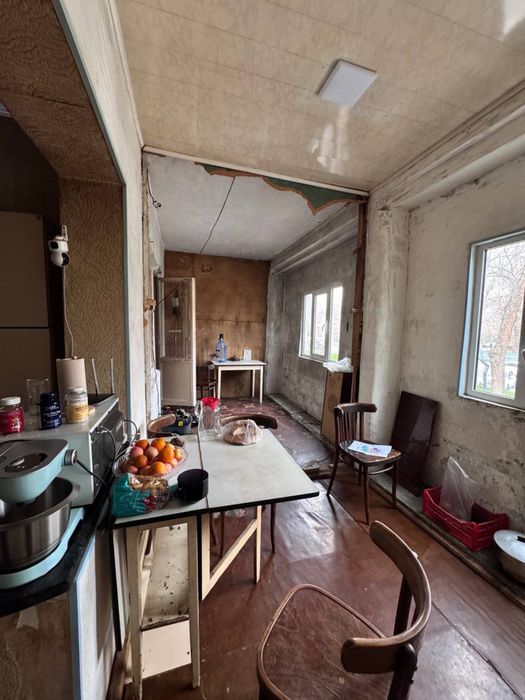 Дом, кинотеатр VATAN