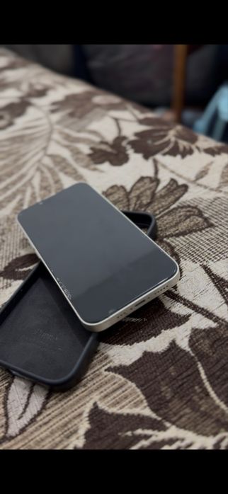 продам IPhone 14