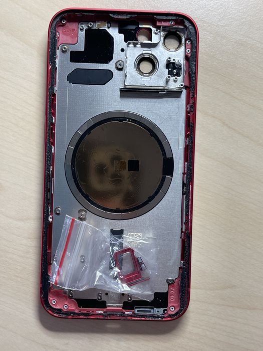 Carcasa iPhone 13 originala