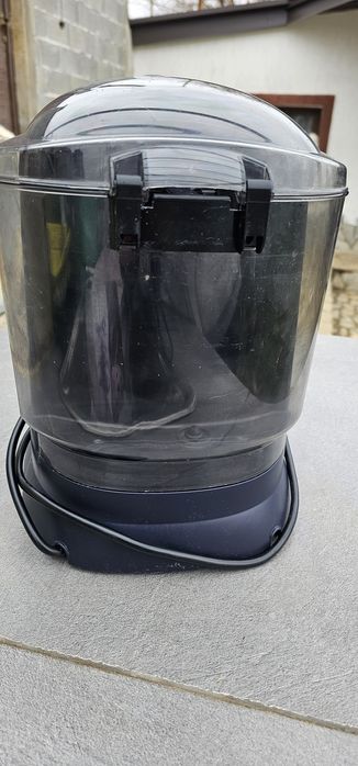 Кафе машина Delongi страхотно синьо