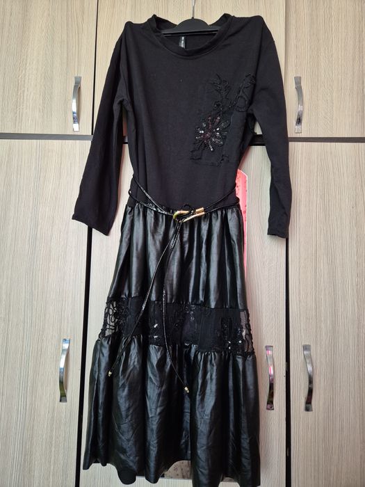 Rochie deosebita pt ocazie