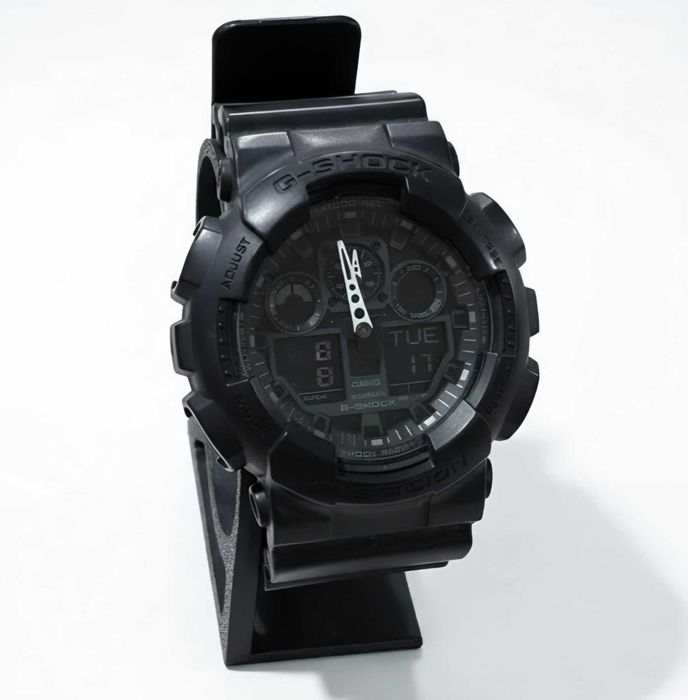 Продавам Часовник Casio G-shock GA-100 5081