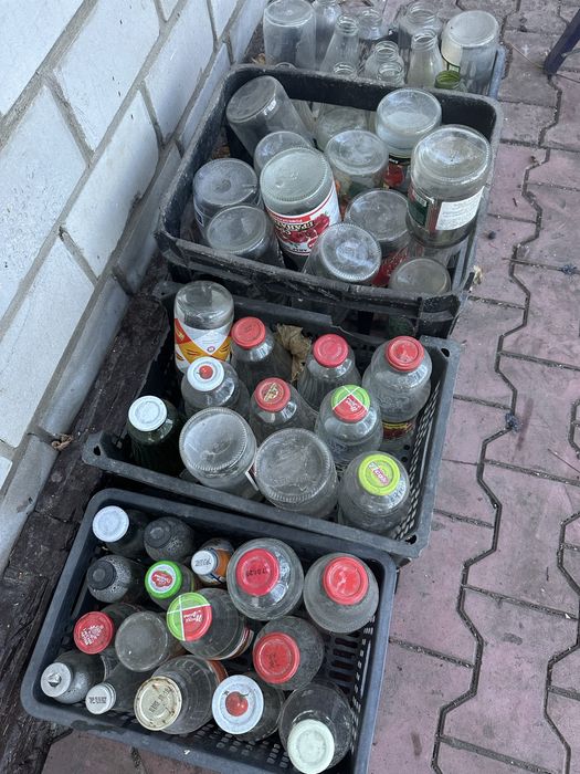 Продам бутылки стеклянные