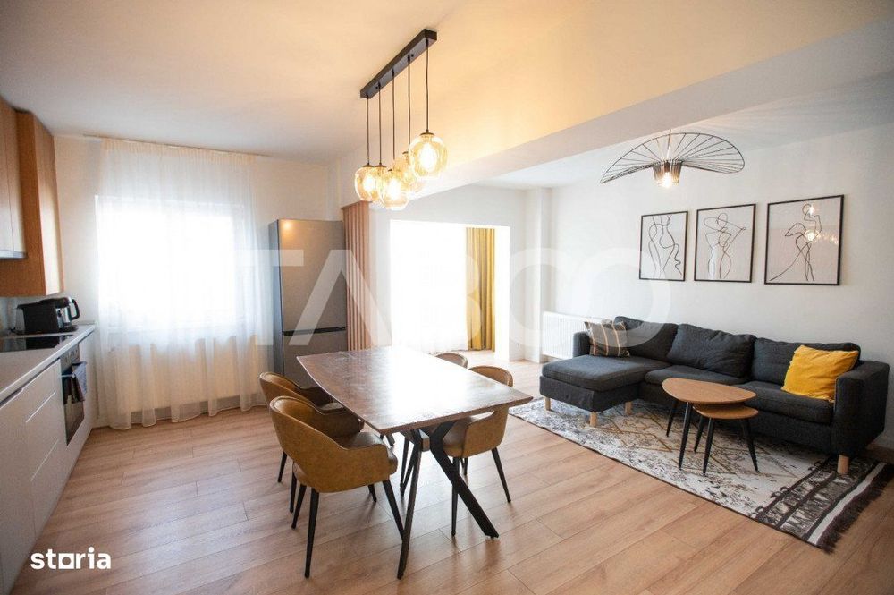 Apartament de inchiriat cu 3 camere etajul 1 in zona Strand