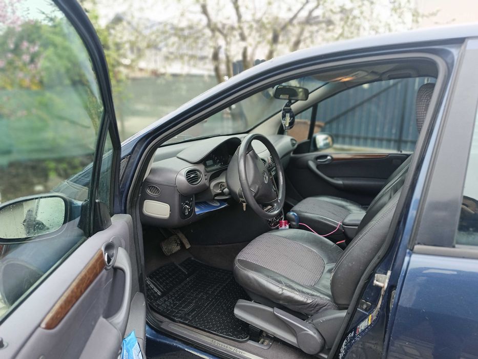 Mercedes a clase cu cutie automata .