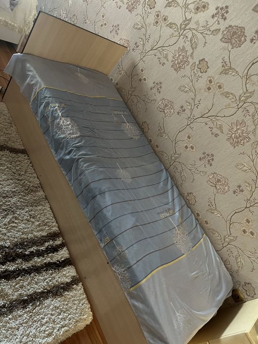 Кровать односпальная