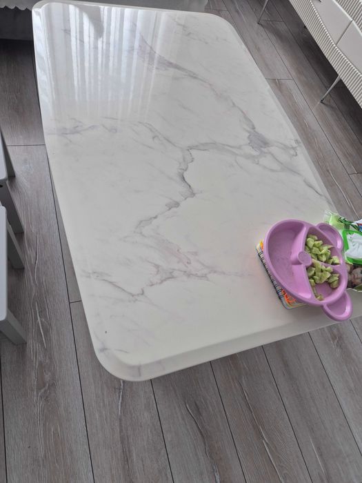 Ъглов диван със маса