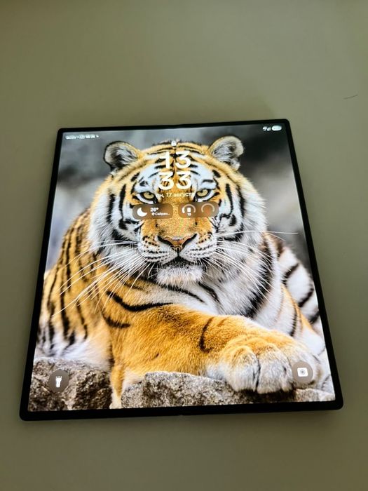 Samsung Z Fold 6