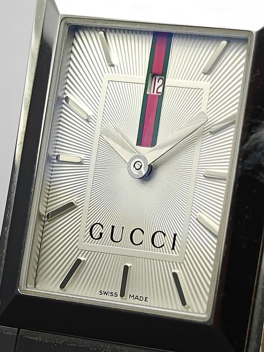 Продавам мъжки часовник Gucci