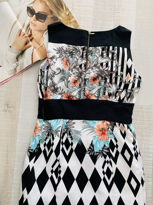 Красива лятна рокля Cortefiel размер M