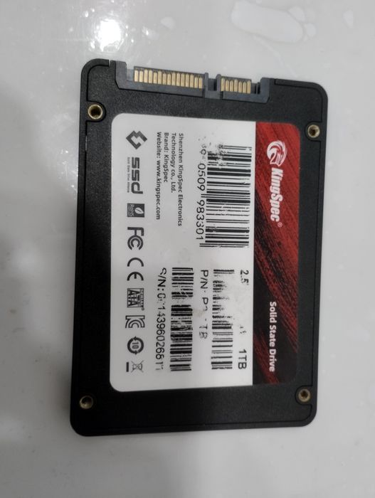 Продам ssd disk на 1 тб
