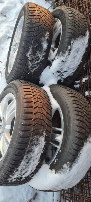 Set Roti Jante Audi Q3 Anvelope iarna 215. 60. 17