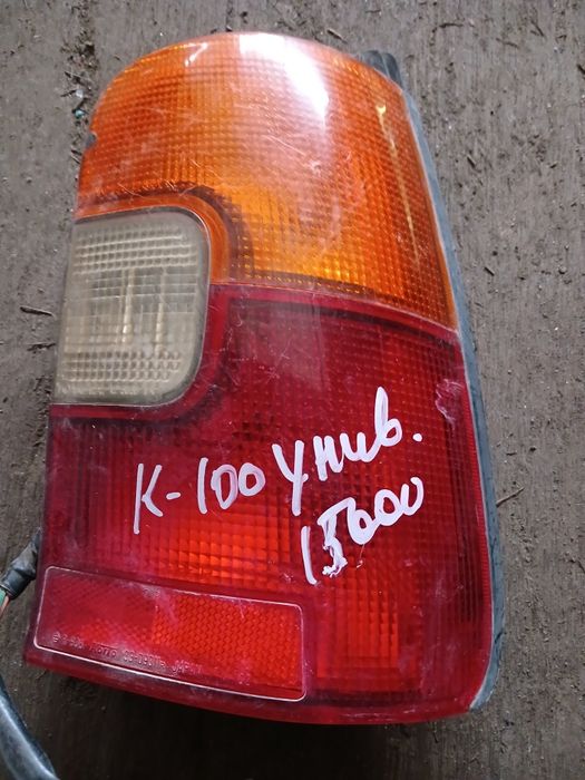 Фонарь Тоета Королла кузов 100 универсал