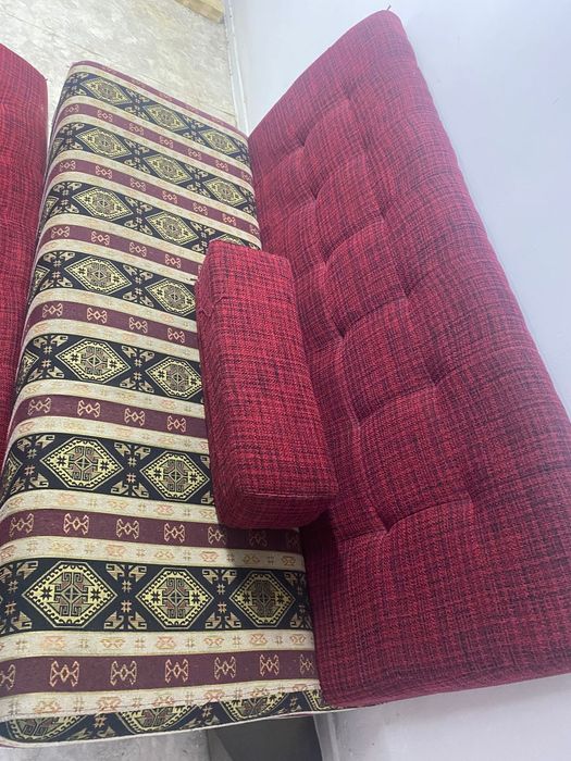 Продам диван для Кафе