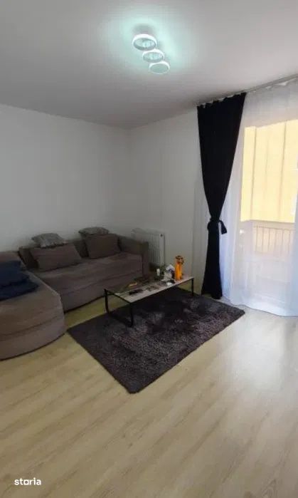 Apartament 3 camere, Floresti
