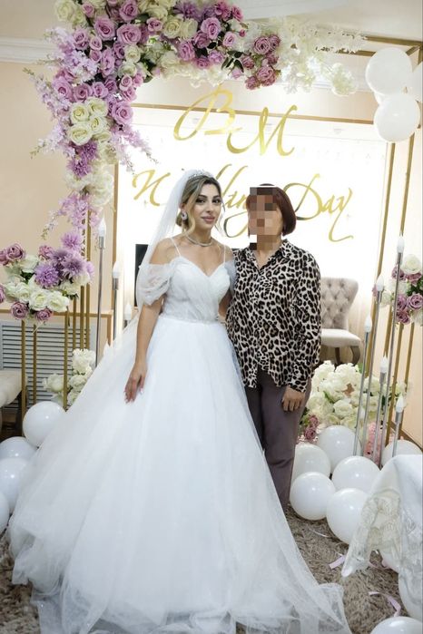 Свадебное платье