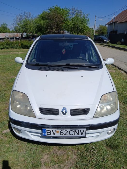 Vând Renault Scenic