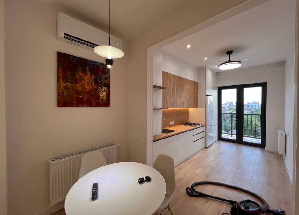 МЕТРО ОЙБЕК !!! Центр города ,отличная инфраструктура