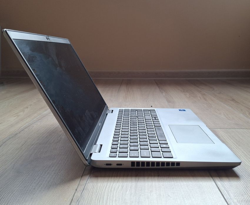 15.6' IPS Dell Latitude 5521 Intel Core i7-11850H/32GB DDR4/512GB/Бат.4ч.