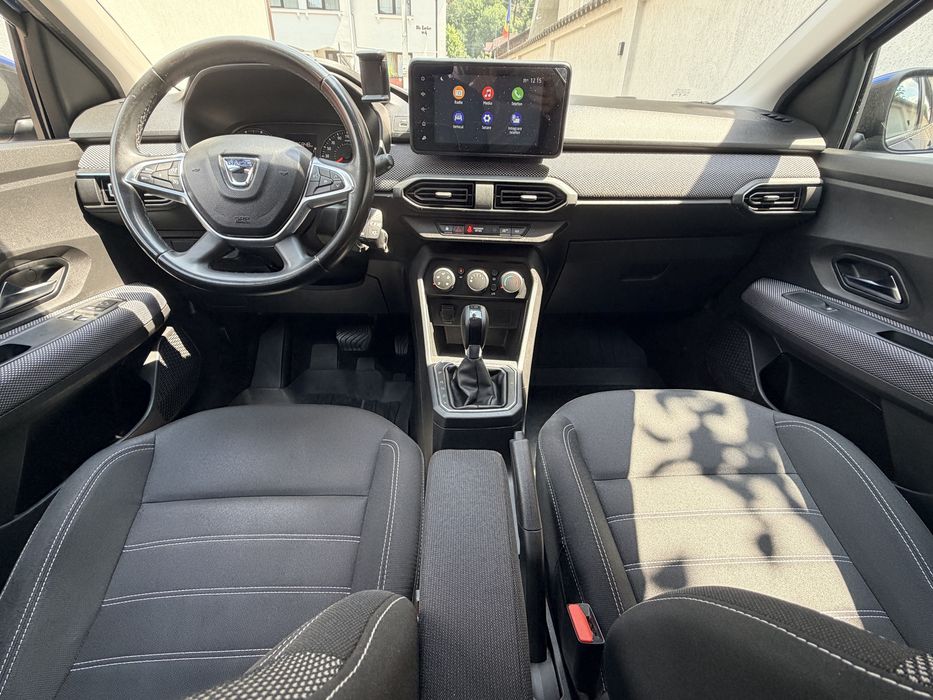 Dacia Logan TCe 90 CVT (pret fix)