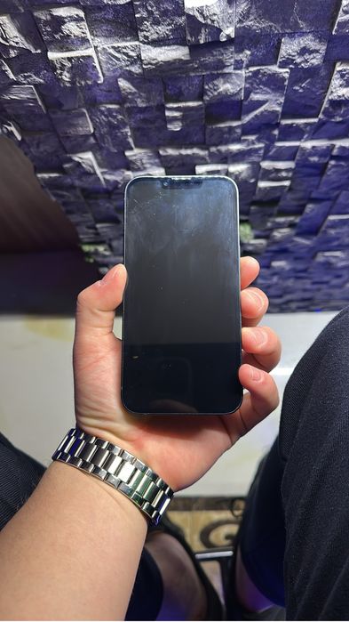 Продается iphone 13