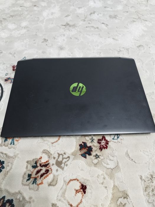 Продам игровой ноутбук HP  pavilion .