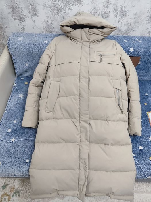 Зимний пуховик женский