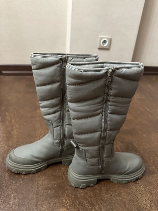 Сапоги демисезонные Zara для девочки 33 р.