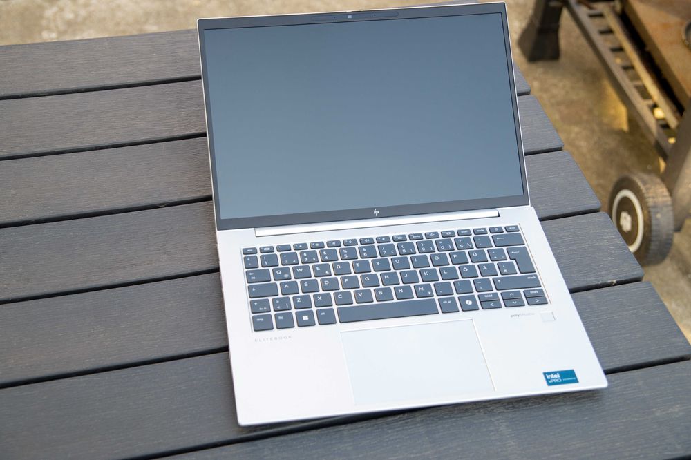 HP EliteBook 840 G11 / Ultra 5 135H / 16GB / 512GB / WUXGA IPS