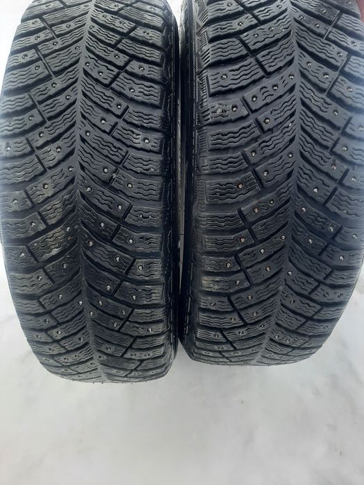 Продам шины. 215/60/17 мишелин.