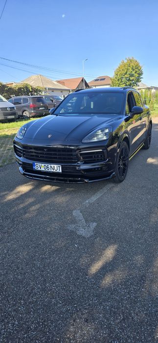 Porsche  cayenne
