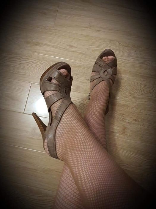 Sandale cu toc, piele, 37, stare impecabilă