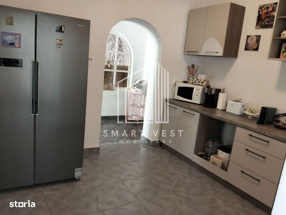 Casa de vânzare 380mp + locuinta separata pt oaspeti | Zona Cloșca