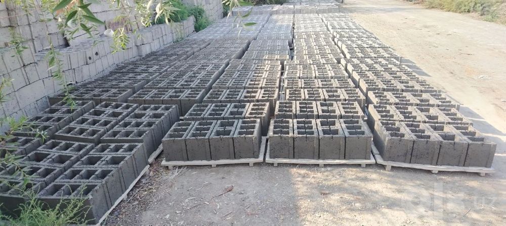 shlaka blok aparat sotiladi  nomerlar malumotlar hammasi yozilgan