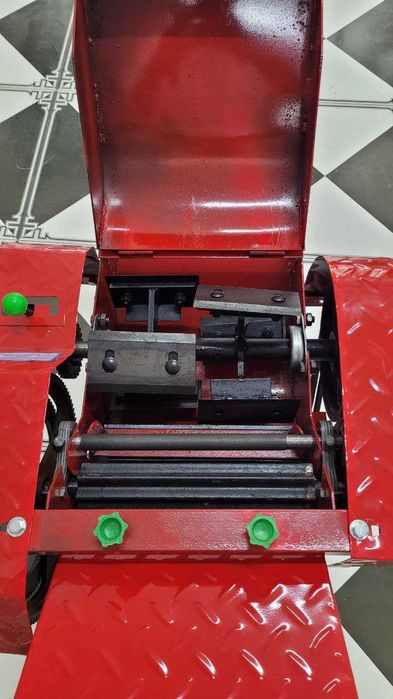 Дробилка 6 пичоқли дробилка пояларни майдалаш учун.Оптом ва дона