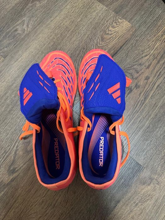 Срочно продам!! Бутсы Adidas predator Pro 40 размер