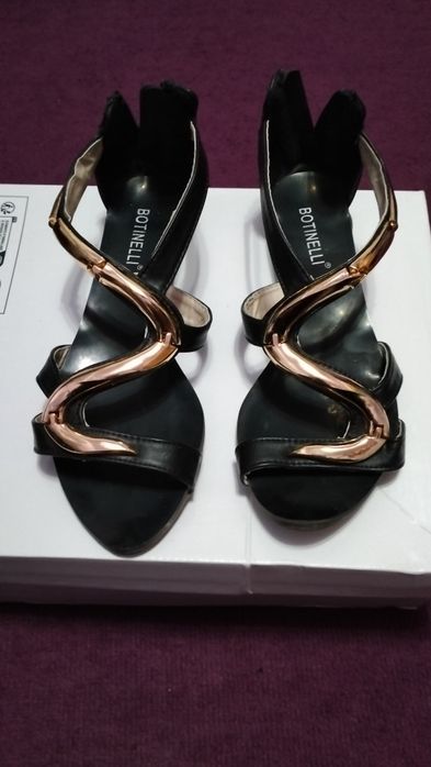 Sandale super preț damă