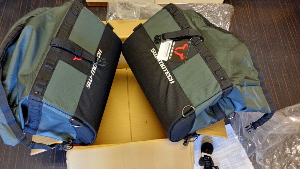 Panniers racks, дисаги SW-Motech Dakar