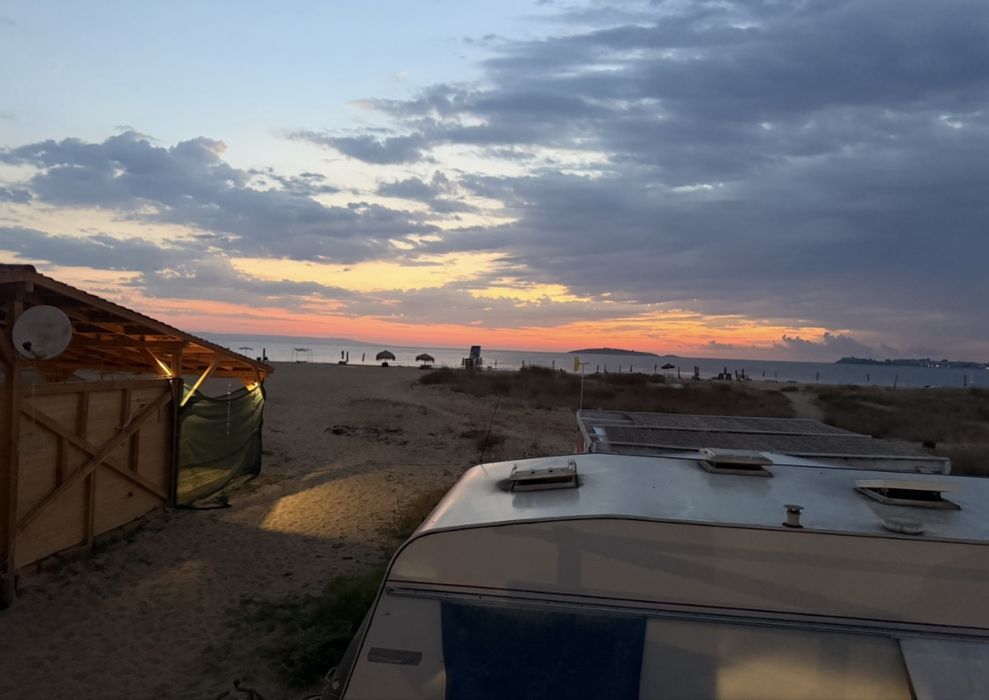 Каравана на къмпинг Градина