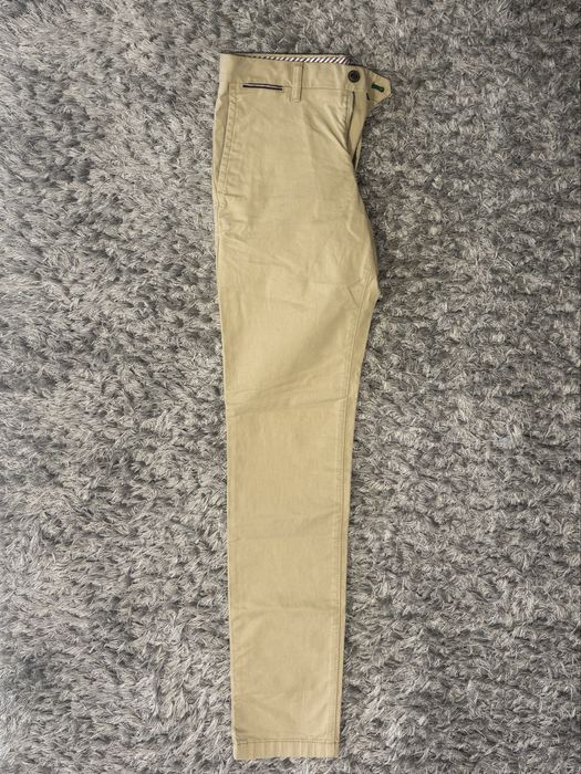 Оригинален Tommy Hilfiger Chino панталон
