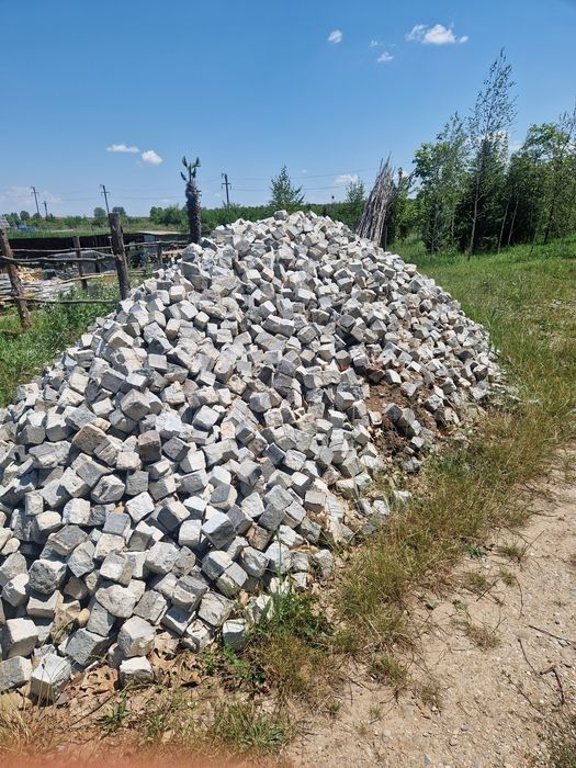 Piatra cubica   la comanda