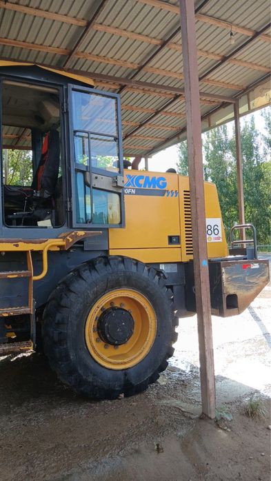 Погрузчик XCMG, LW 300 FN