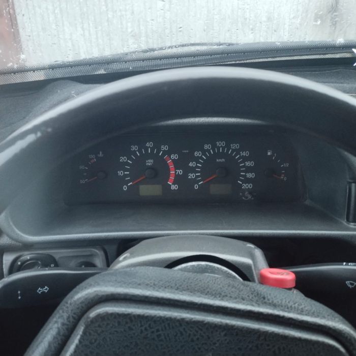 2114 көлігі сатылады