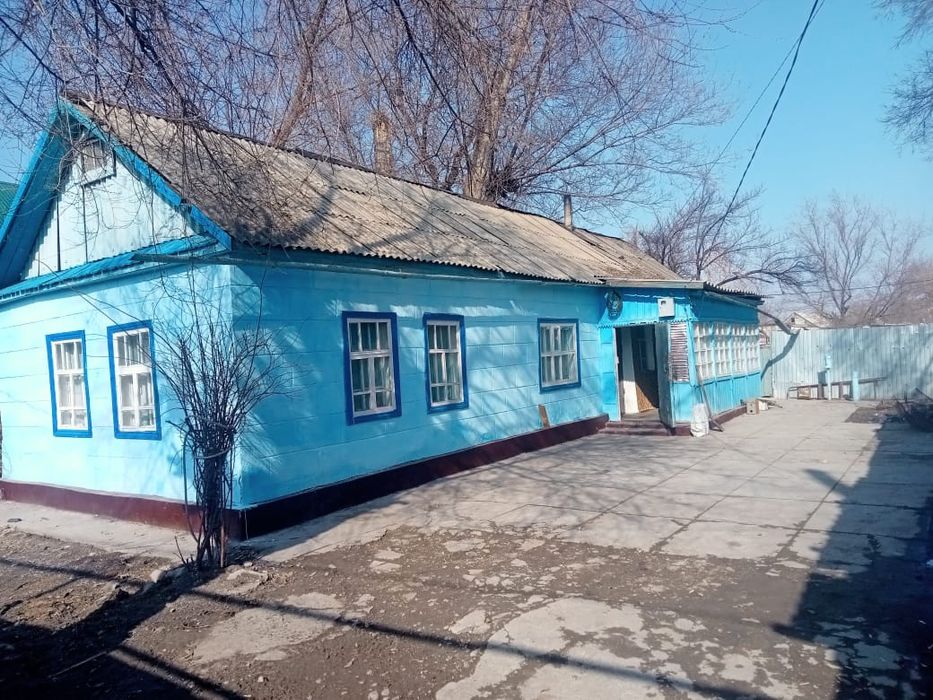 Продам дом с большим участком